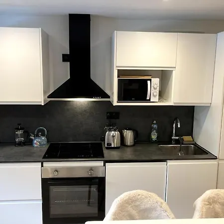 1650 Moriond - 2 Double Bedroom Near Snow Front *