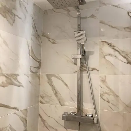 Apartmán 1650 Moriond - 2 Double Bedroom Near Snow Front