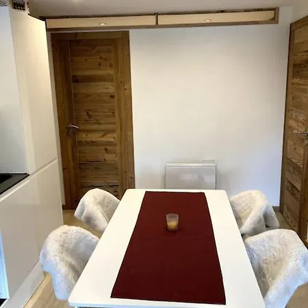 1650 Moriond - 2 Double Bedroom Near Snow Front Lägenhet Courchevel