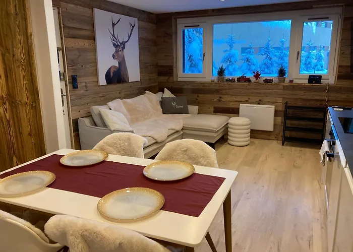 1650 Moriond - 2 Double Bedroom Near Snow Front